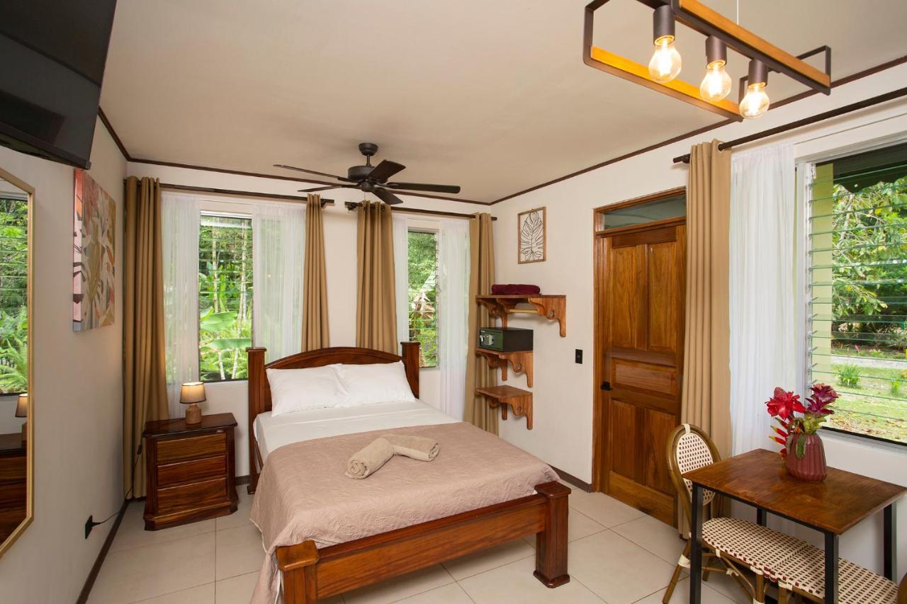 Manzanillo Caribbean Resort Puerto Viejo de Talamanca ภายนอก รูปภาพ